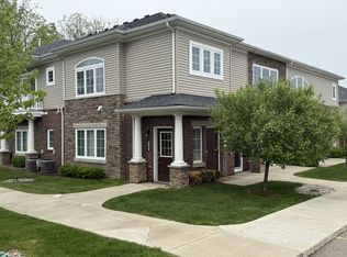 5606 Arbor Chase Dr, Ann Arbor, MI 48103