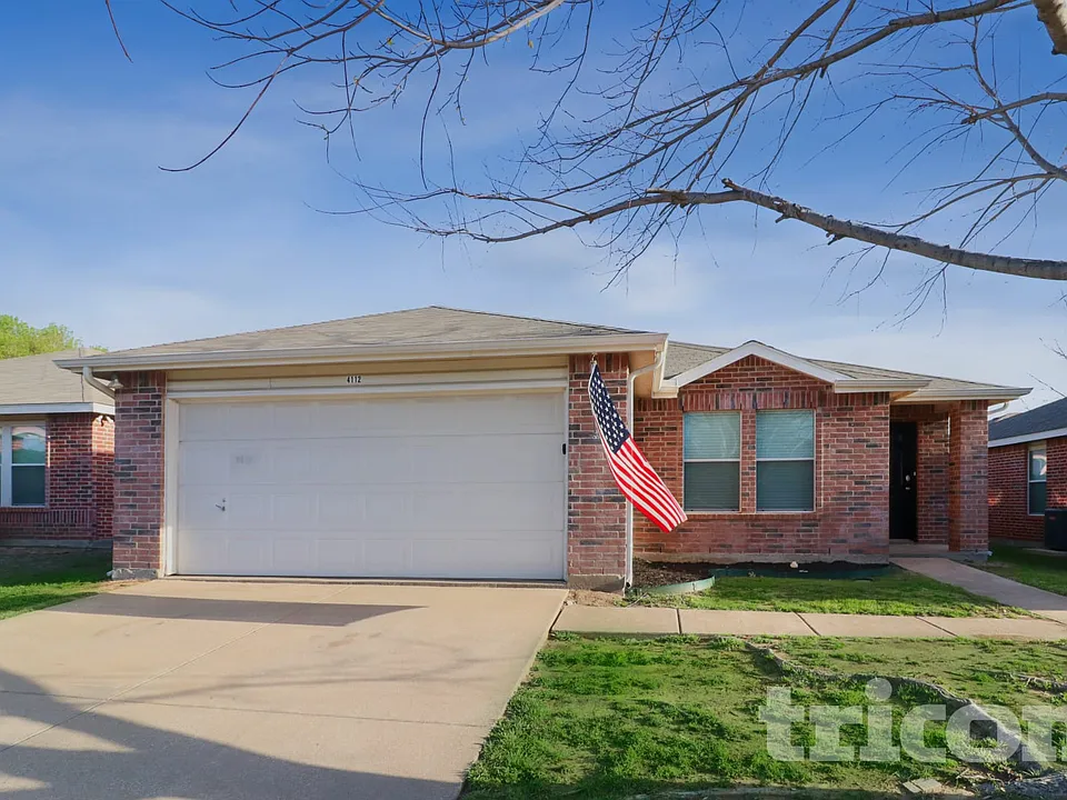 4112 Gray Fox Dr
