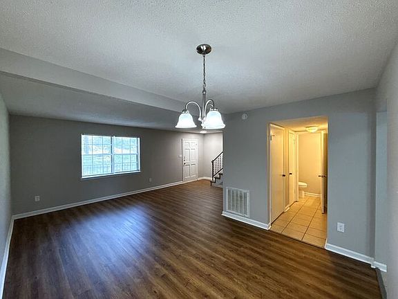 5th image of 10953 Park Rd