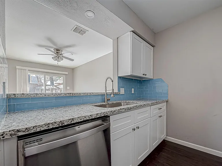 7315 Housman St — Photo 13