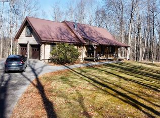 3906 Stovall Ridge Rd, Camp Creek, WV 25820