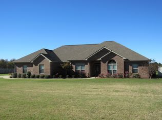 32 S Isaac Dr, Columbus, MS 39702