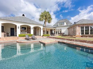 19462 Oak Park Ct, Baton Rouge, LA 70809
