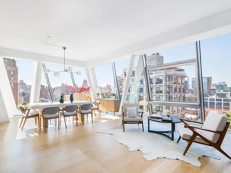 515 W 23rd St #11 — Photo 5