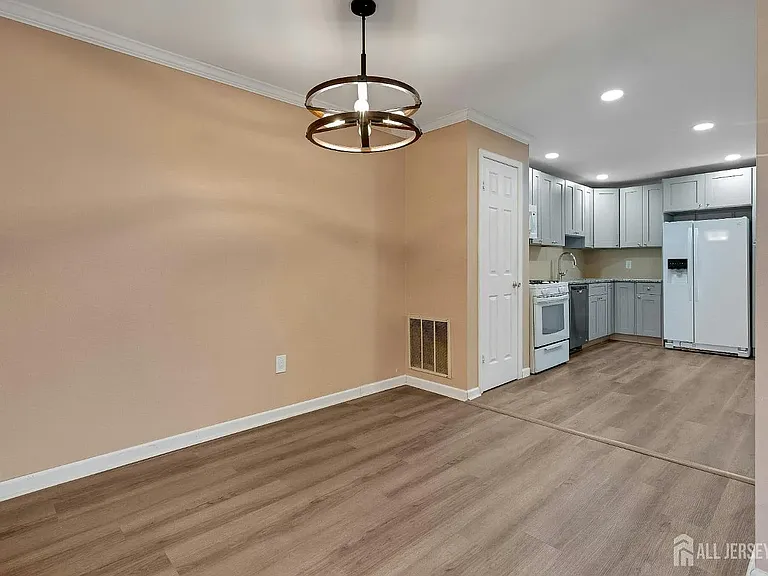 177 Bexley Ln — Photo 11