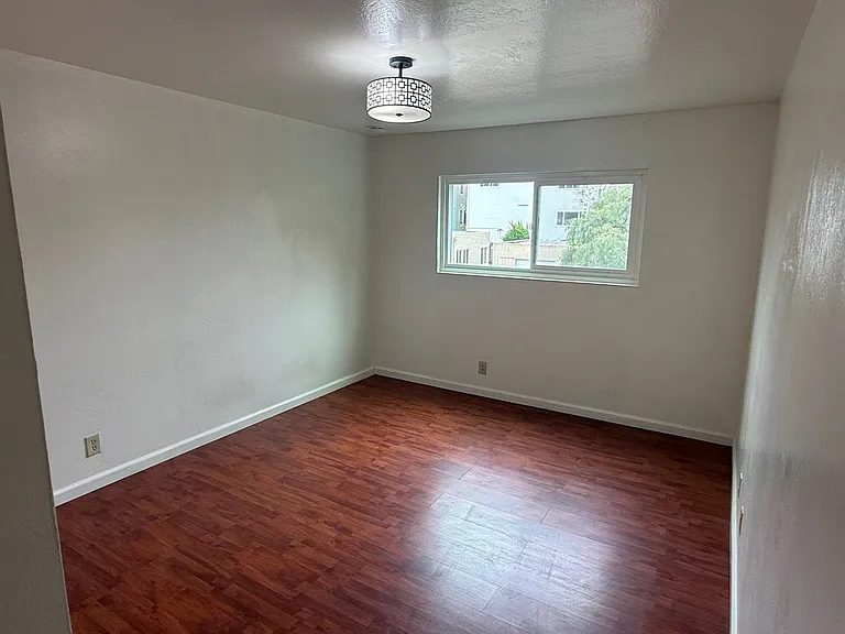 Stannage Ave, 411 — Photo 10