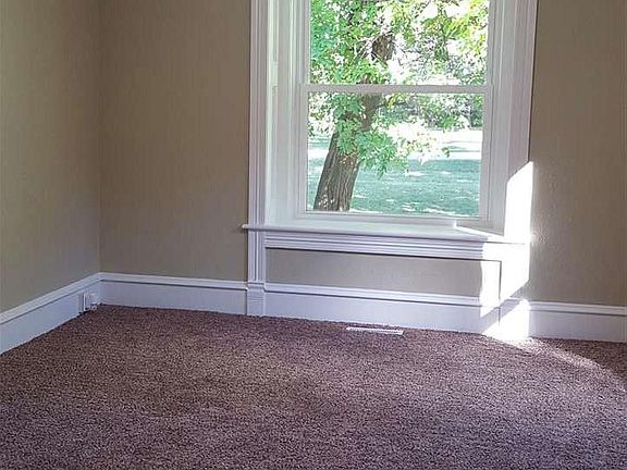 5th image of 14190 Olive Ave