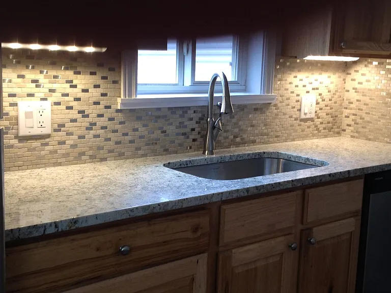 2401 Walnut St #1 — Photo 6