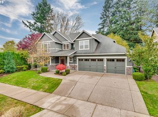 1121 Blankenship Rd, West Linn, OR 97068