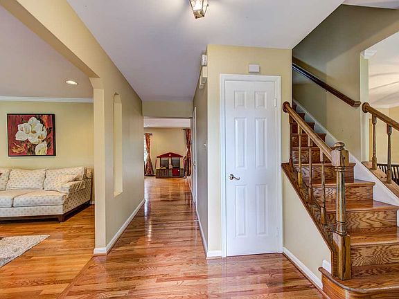 5th image of 3123 Nestlewood Dr