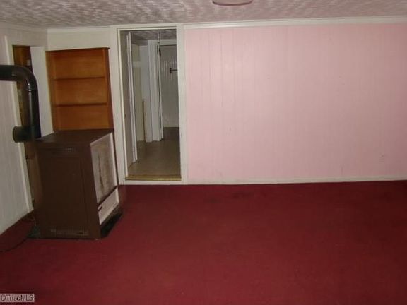 2nd image of 1620 Glenside Dr