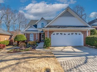 222 Greenview Cir, Greenville, SC 29609