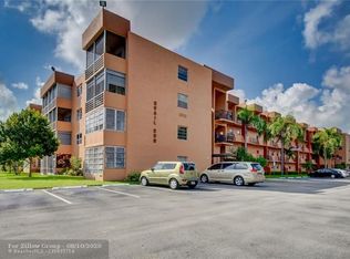 3050 Sunrise Lakes Dr E APT 102, Fort Lauderdale, FL 33322