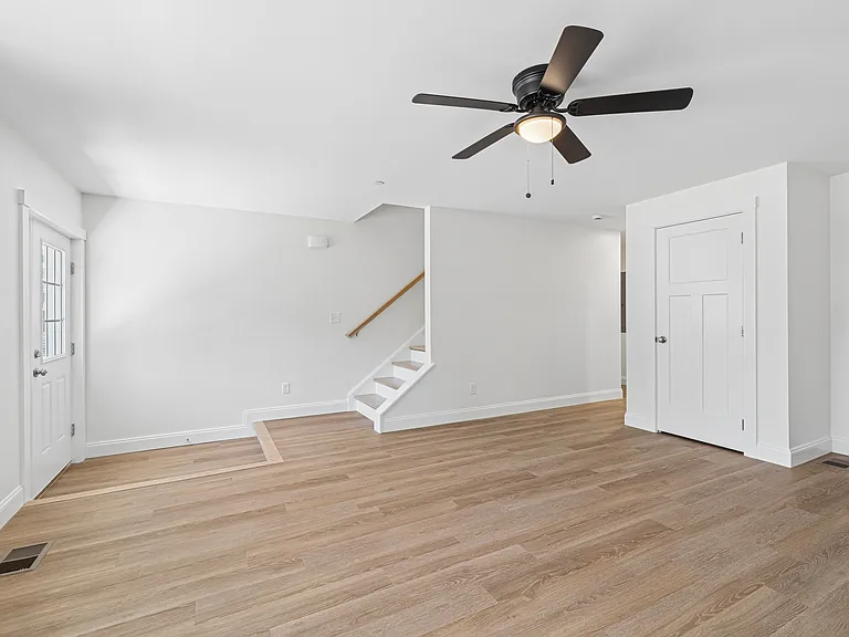 52 Gilcreast Rd #1-67 — Photo 11
