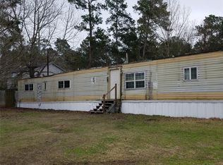 201 Live Oak Ln, Onalaska, TX 77360