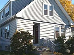 75 Hazael St #2, Providence, RI 02908