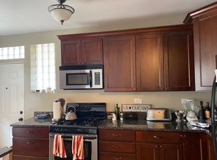4414 N Ashland Ave APT 3W, Chicago, IL 60640