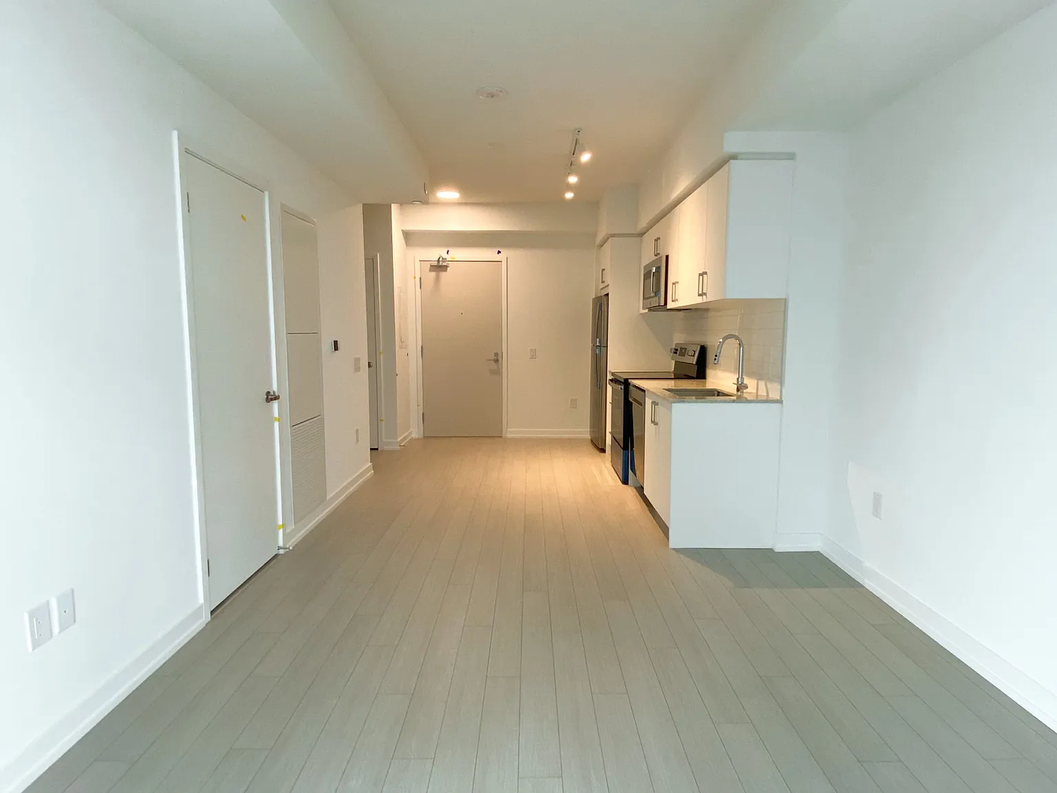 2 bed, $2,150 — Photo 2