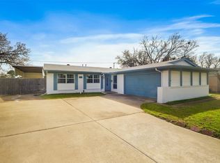 2810 Lowell Dr, Irving, TX 75062