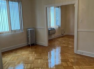 2225 E 24th St, Brooklyn, NY 11229