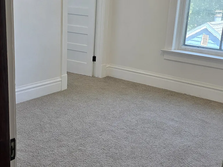 218A N Jackson St #A — Photo 16