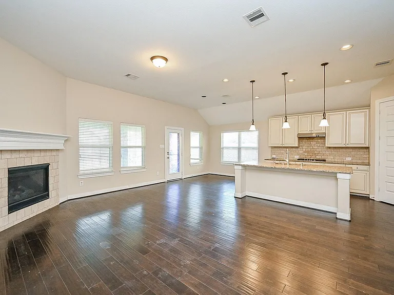 5823 Hillside River Ln — Photo 5