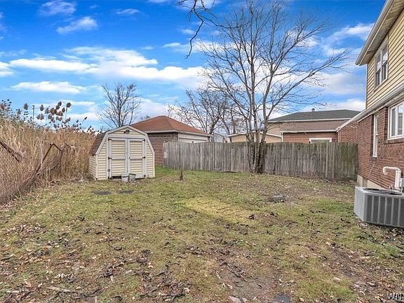 3rd image of 428 Beach Rd