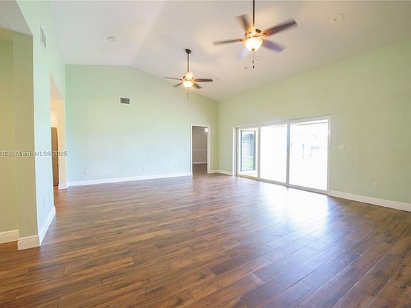 2nd image of 19275 SW 256th St #19275