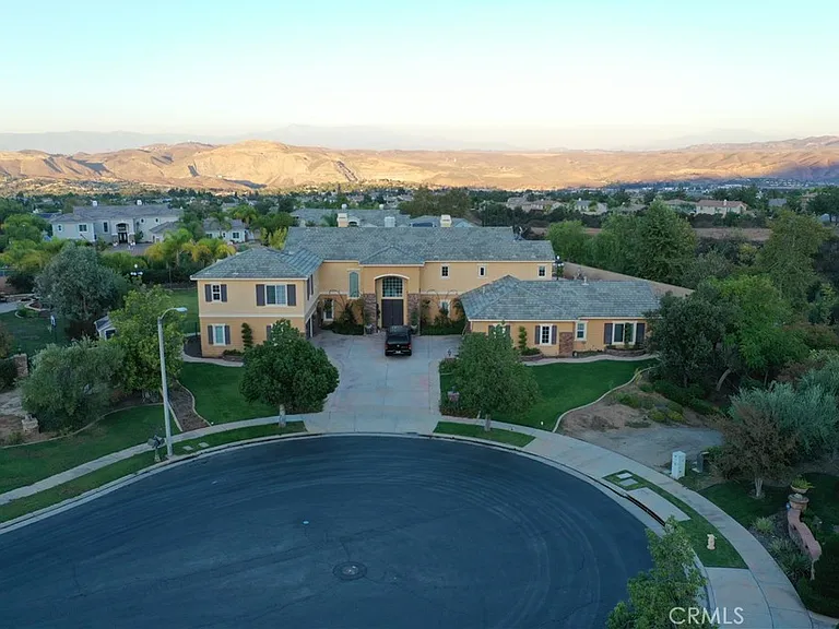 1583 Twin Oaks Cir — Photo 6
