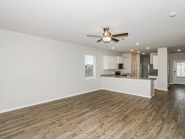 191 Emma Rose Dr — Photo 4