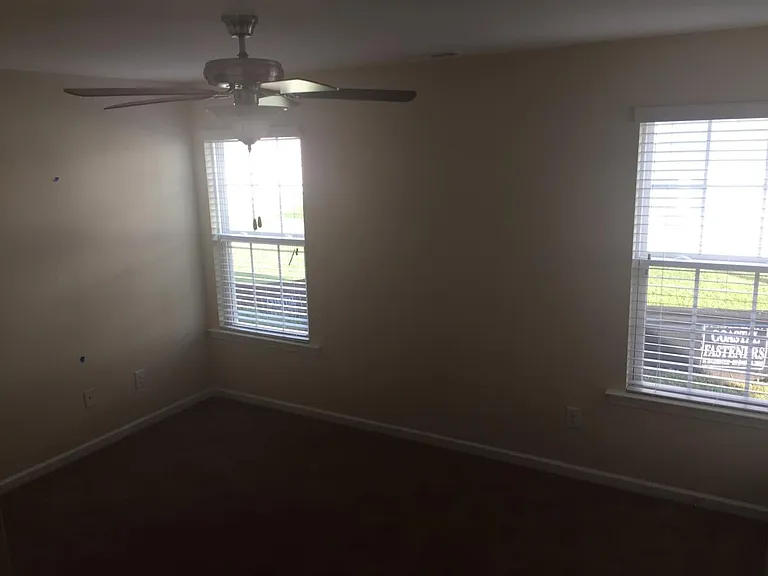 1136 Ocala St — Photo 14