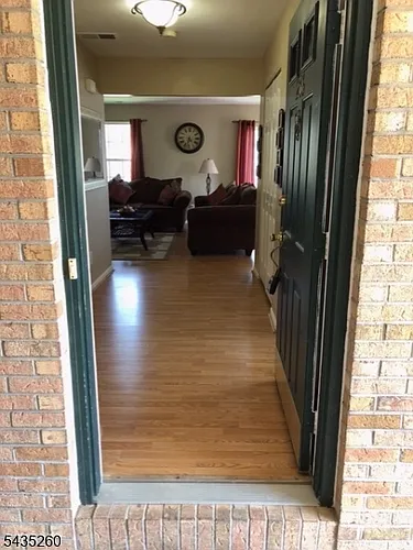 236 Vista Dr Photo 1