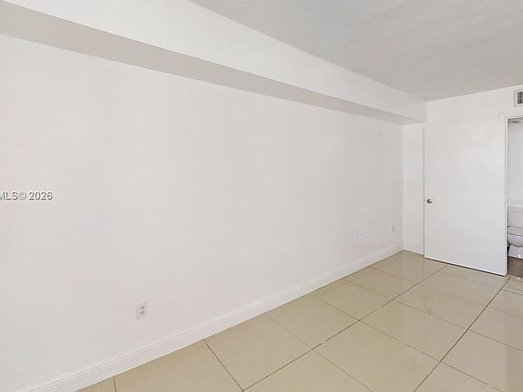 3rd image of 219 NW 12th Ave APT 514