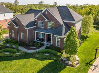 50879 Denali Ct, Novi, MI 48374