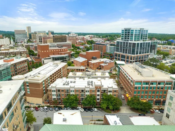 155 Riverplace Unit 201, Greenville, SC 29601