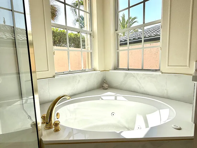 9392 Cascade Ct — Photo 31