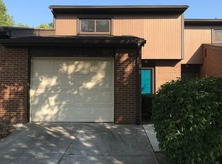 931 Morningstar Dr, Akron, OH