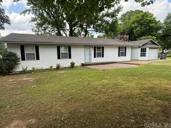 305 Vine St, Newark, AR 72562