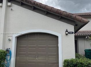 Kings Court, Miami, FL 33173