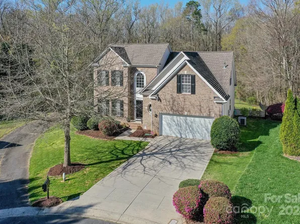 12220 Pinegate Ct, Pineville, NC 28134