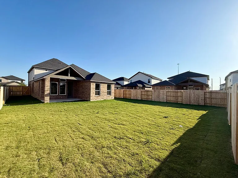 22142 Ingham Bluff Ln — Photo 15