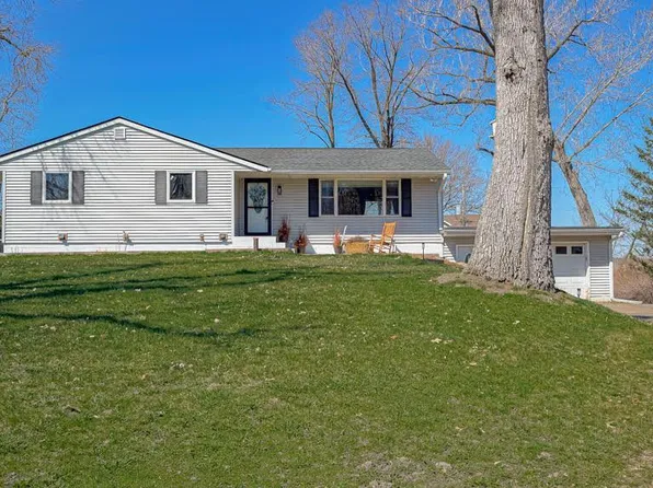 7810 Scandia Trl N, Forest Lake, MN 55025