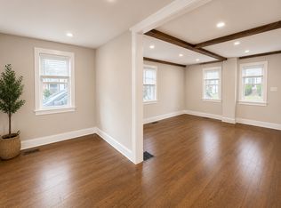16 Hazelnut Pl #B, Dedham, MA 02026