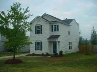 1015 Hipp Rd, Charlotte, NC 28216