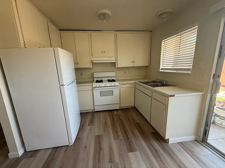 5500 Aguilar Rd — Photo 4