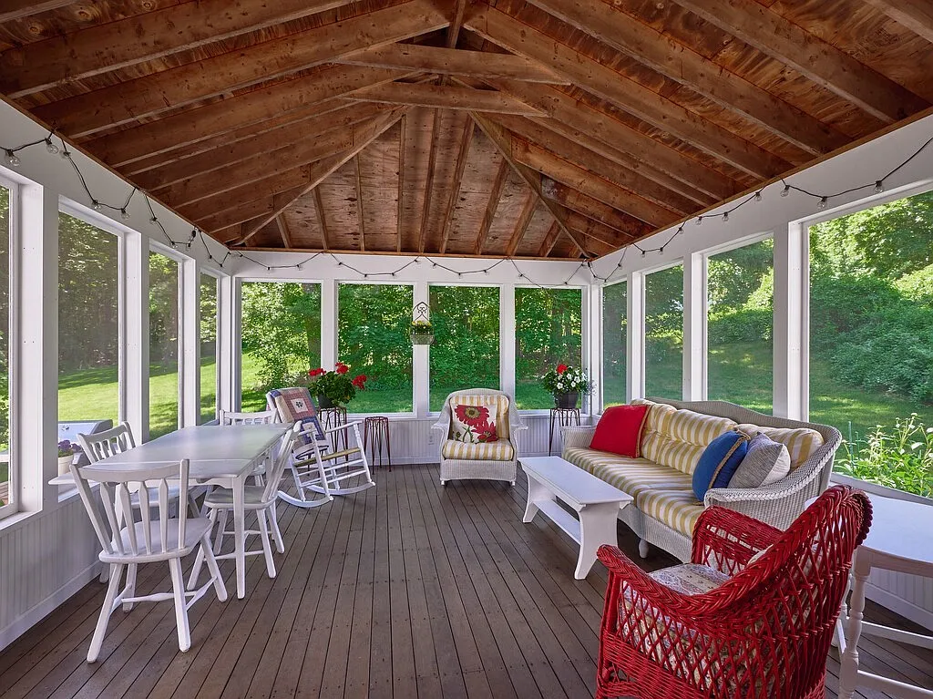 4 bed, $3,600 — Photo 4