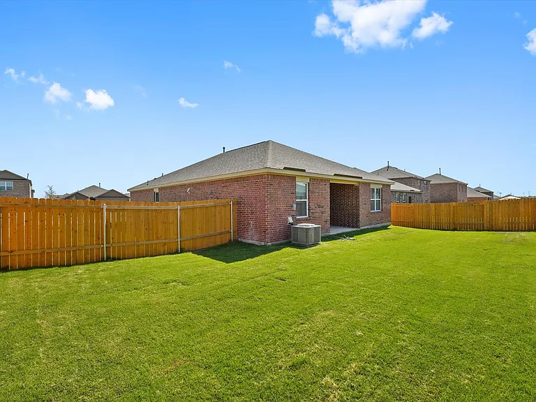 2113 Erlinda Dr — Photo 28