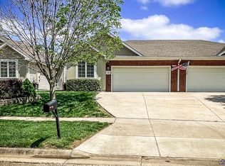 732 SW Mifflin Rd, Topeka, KS 66606