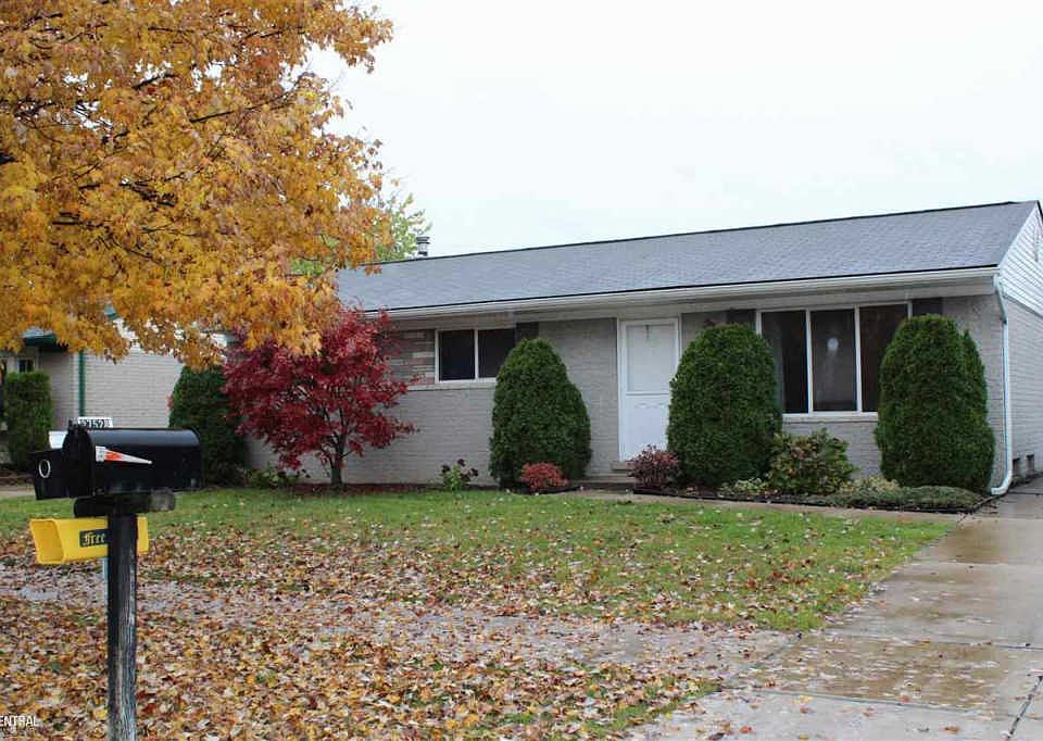 1st image of 27528 Weddel Ave