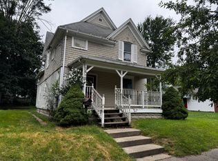 1616 1st St, Jackson, MI 49203